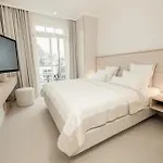 Astoria -