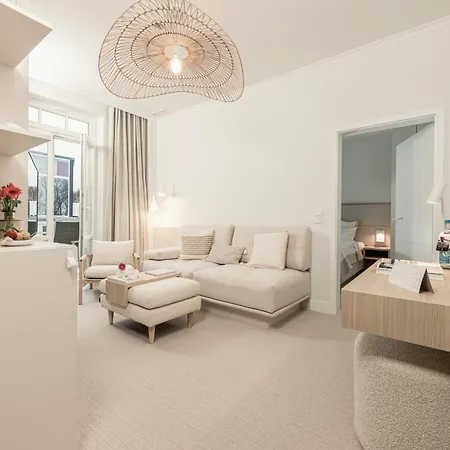 Astoria - 4*