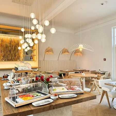 Hotel Astoria - Ostseebad Kühlungsborn